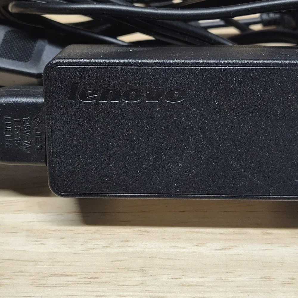 Lenovo AC/DC adapter model ADLX45NAC3A
